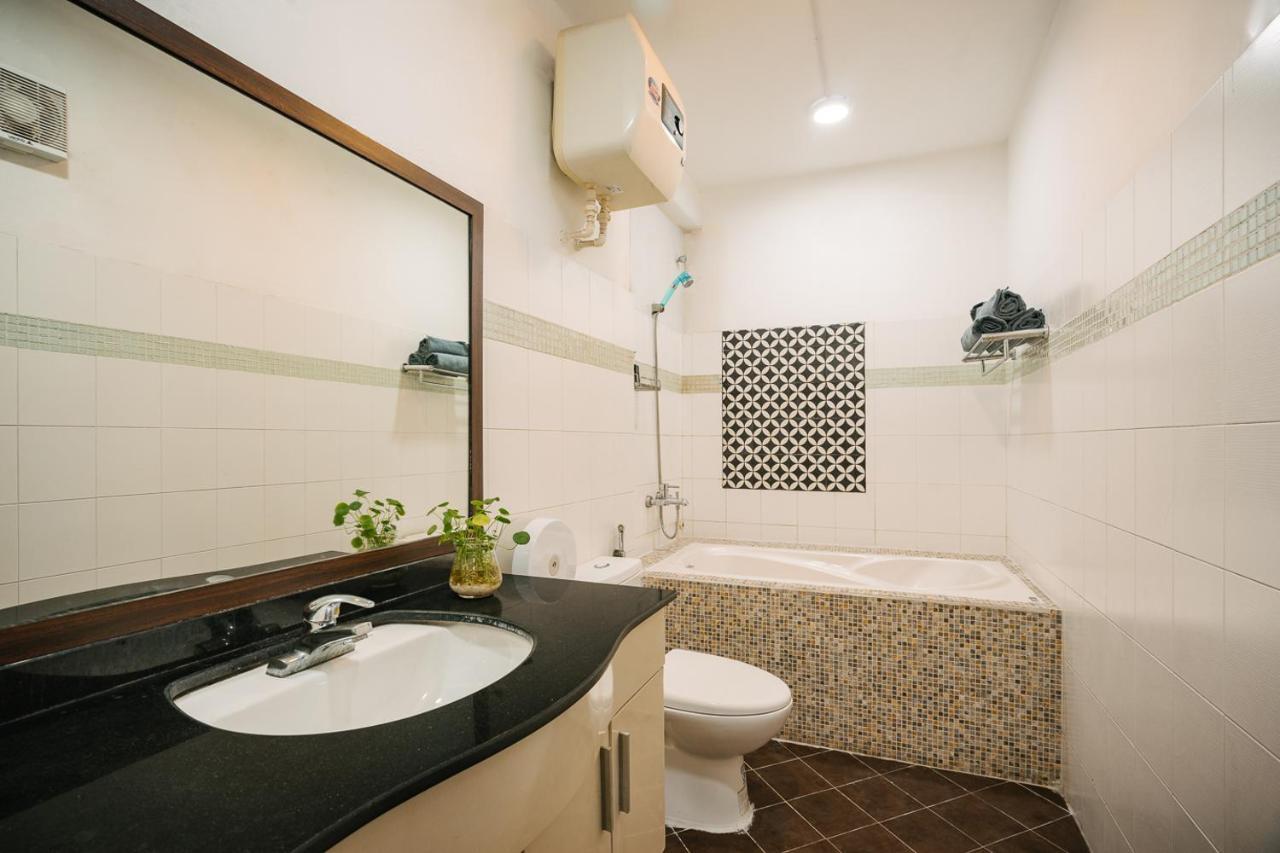 Entire French House With 4 Bedrooms In Hanoi Downtown Hanói Exterior foto